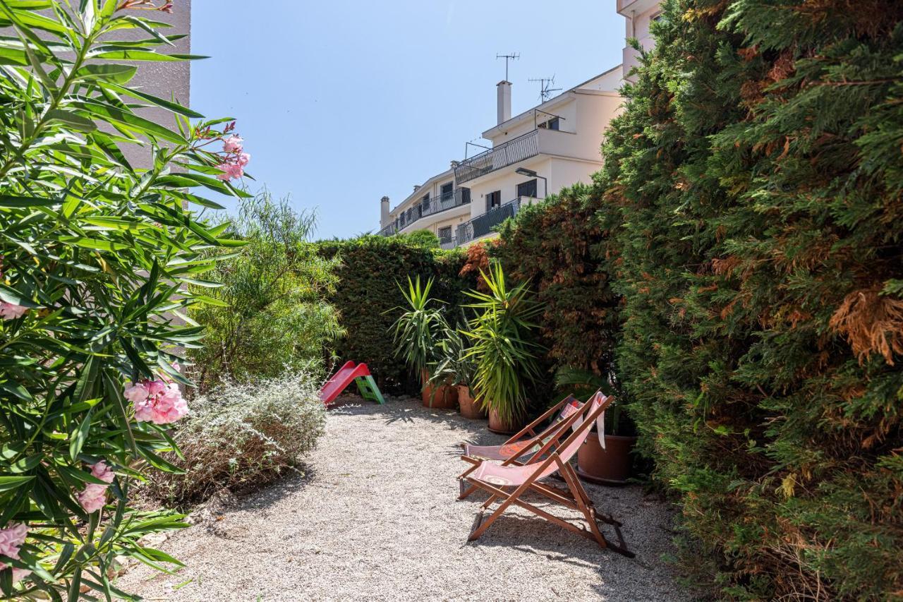 Appartement Familial Avec Jardin Ensoleille Dans La Cite Des Potiers Vallauris Kültér fotó